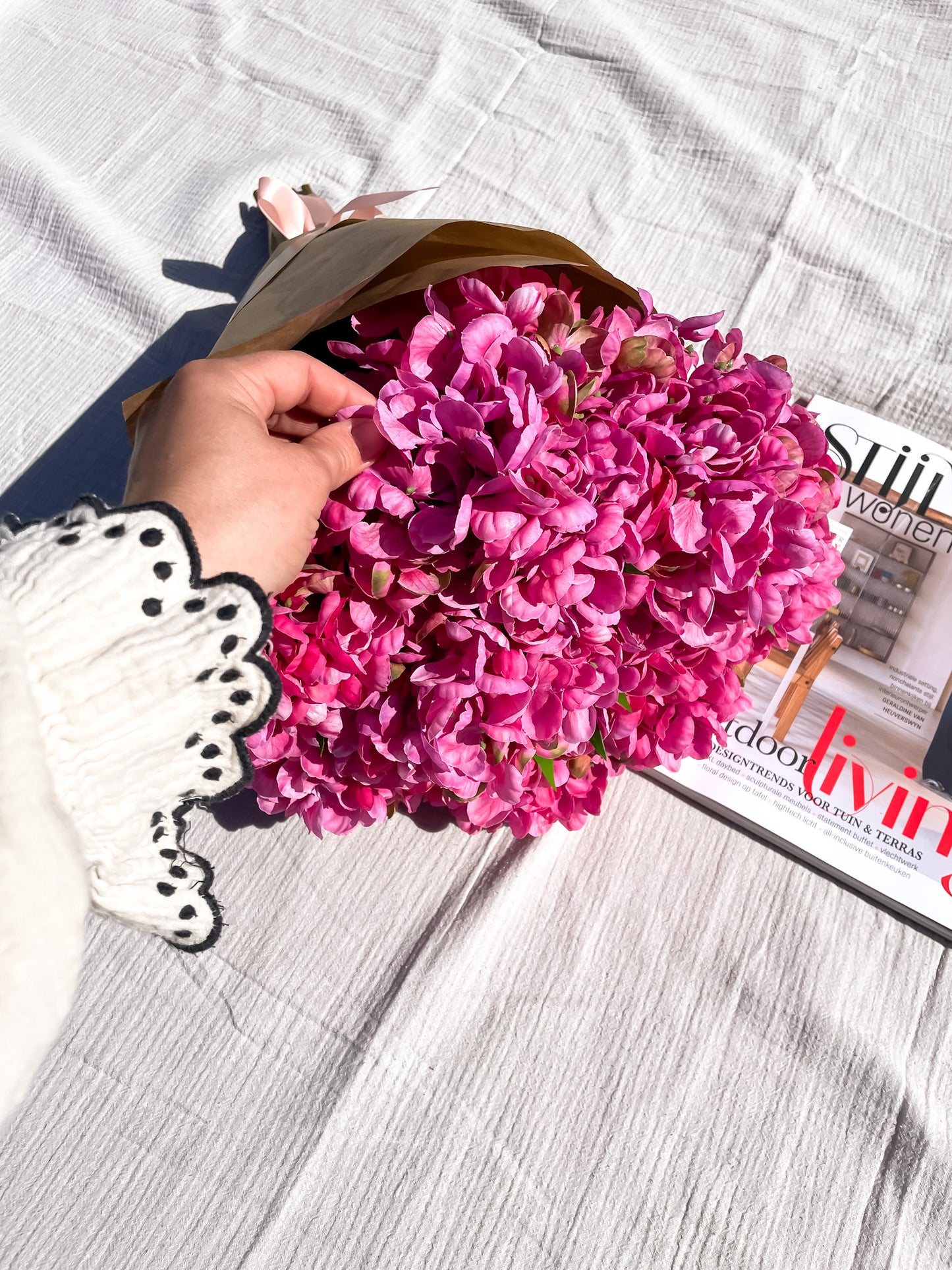 Kunstbloemen hortensia in het fuchsia. Real touch bloemen.