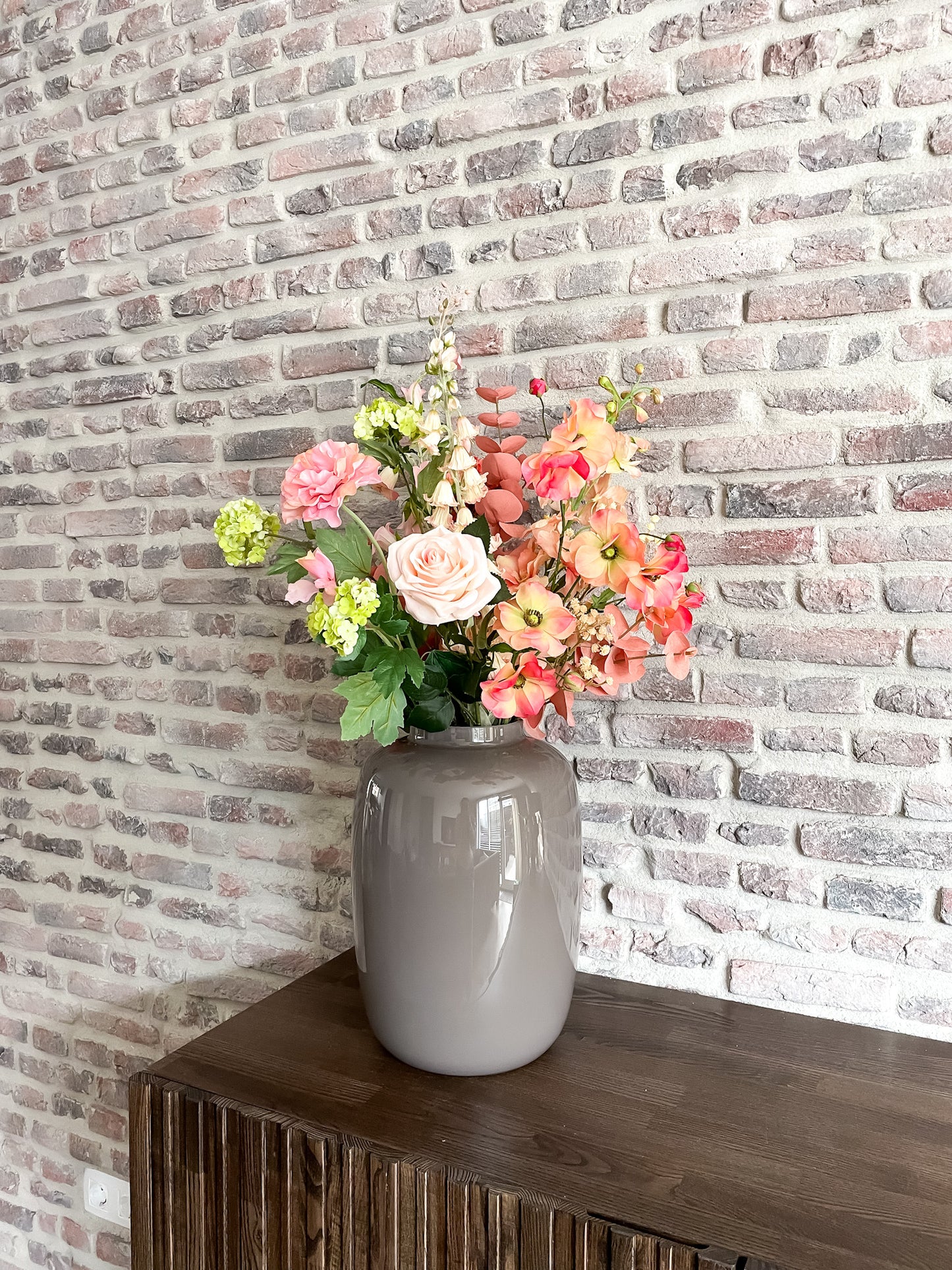 Vaas Artic | Earth | Medium