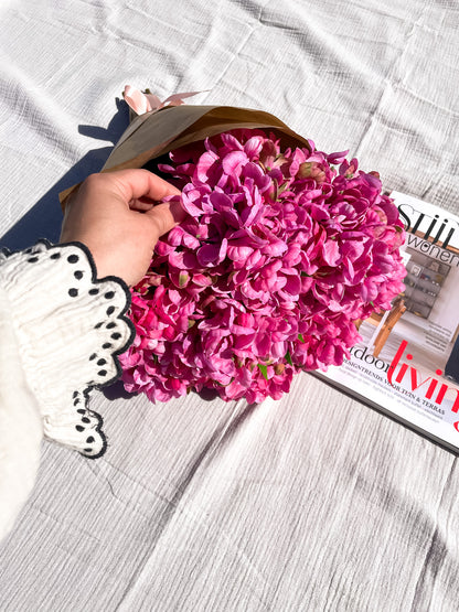 Kunstbloemen hortensia in het fuchsia. Real touch bloemen.